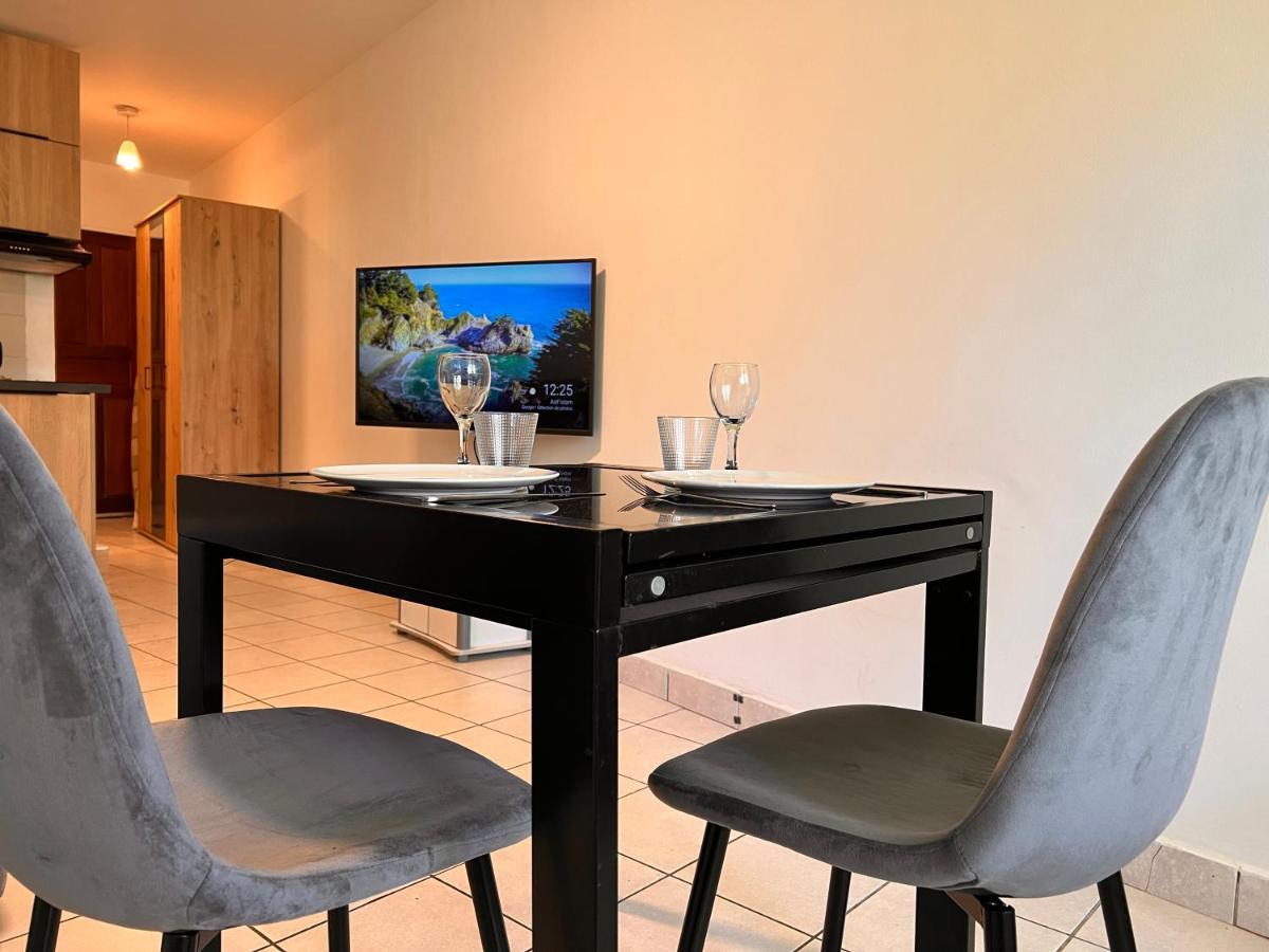 Le Ti Canbou - Studio - Pres De La Plage -By Sister Home Saint-Gilles-les-Bains Exterior foto